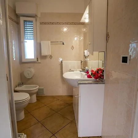 Green Park Hotel