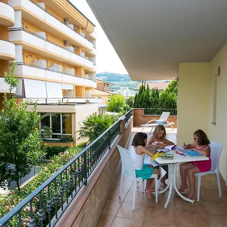 Green Park Hotell 3*