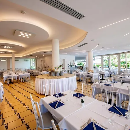 Green Park 3* Tortoreto