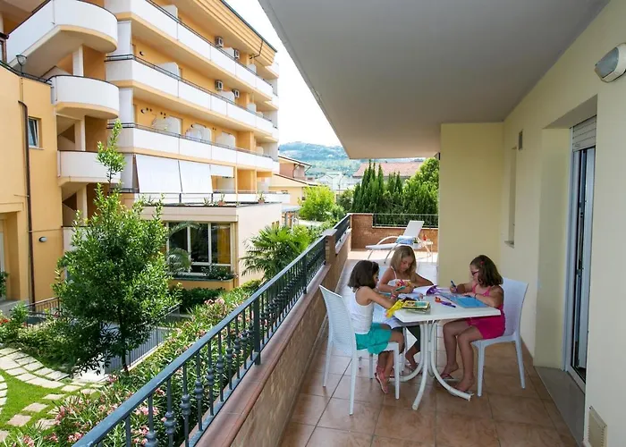 Green Park Hotell 3*